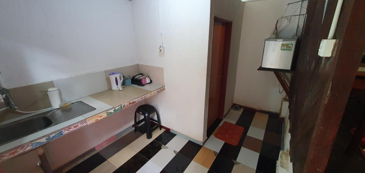 Chalet Kampong Semawar Kuala Kangsar Exterior photo