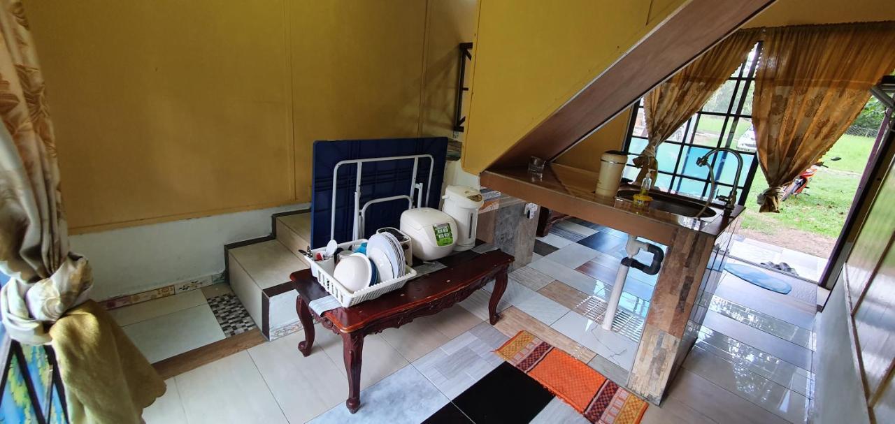 Chalet Kampong Semawar Kuala Kangsar Exterior photo