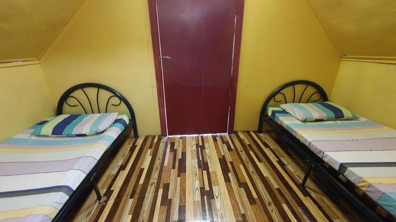 Chalet Kampong Semawar Kuala Kangsar Exterior photo
